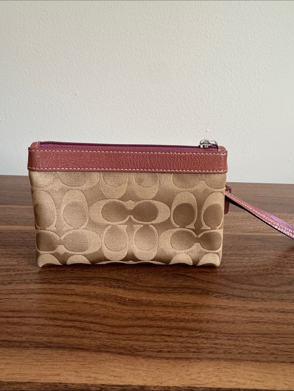Coach Signature Pleated Wristlet from early 2000s - Picture 2 of 3